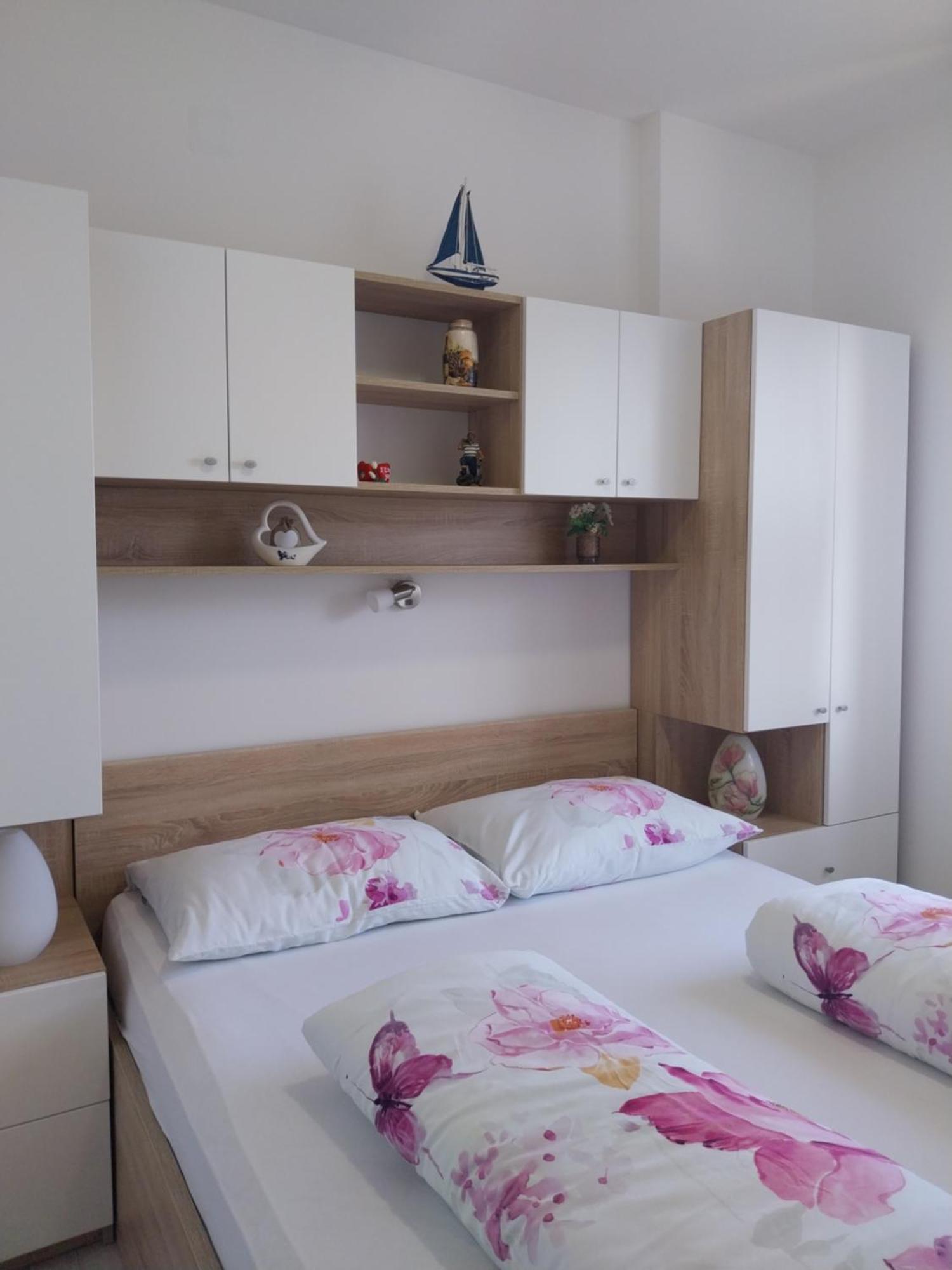 Guest House Lavanda 4 Nijvice Zewnętrze zdjęcie